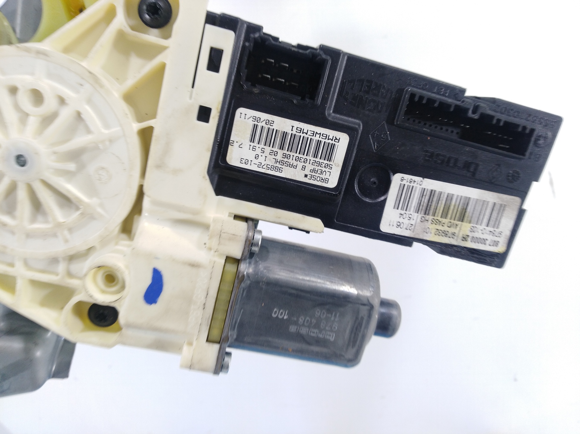 RENAULT Laguna 3 generation (2007-2015) Front Right Door Window Regulator 807000002R,807000002R,807000002R 24666645