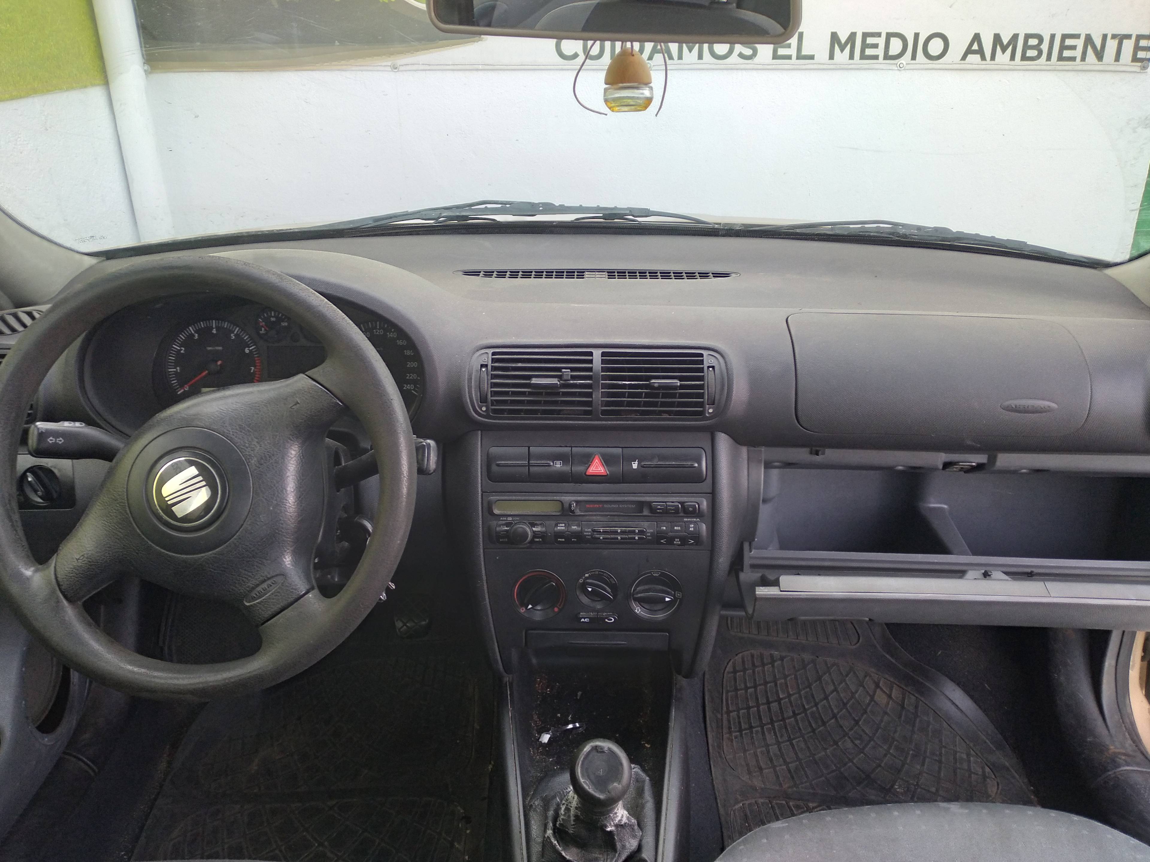 SEAT Toledo 2 generation (1999-2006) Фара передняя правая 1M1941002D, 1M1941002D, 1M1941002D 19335635