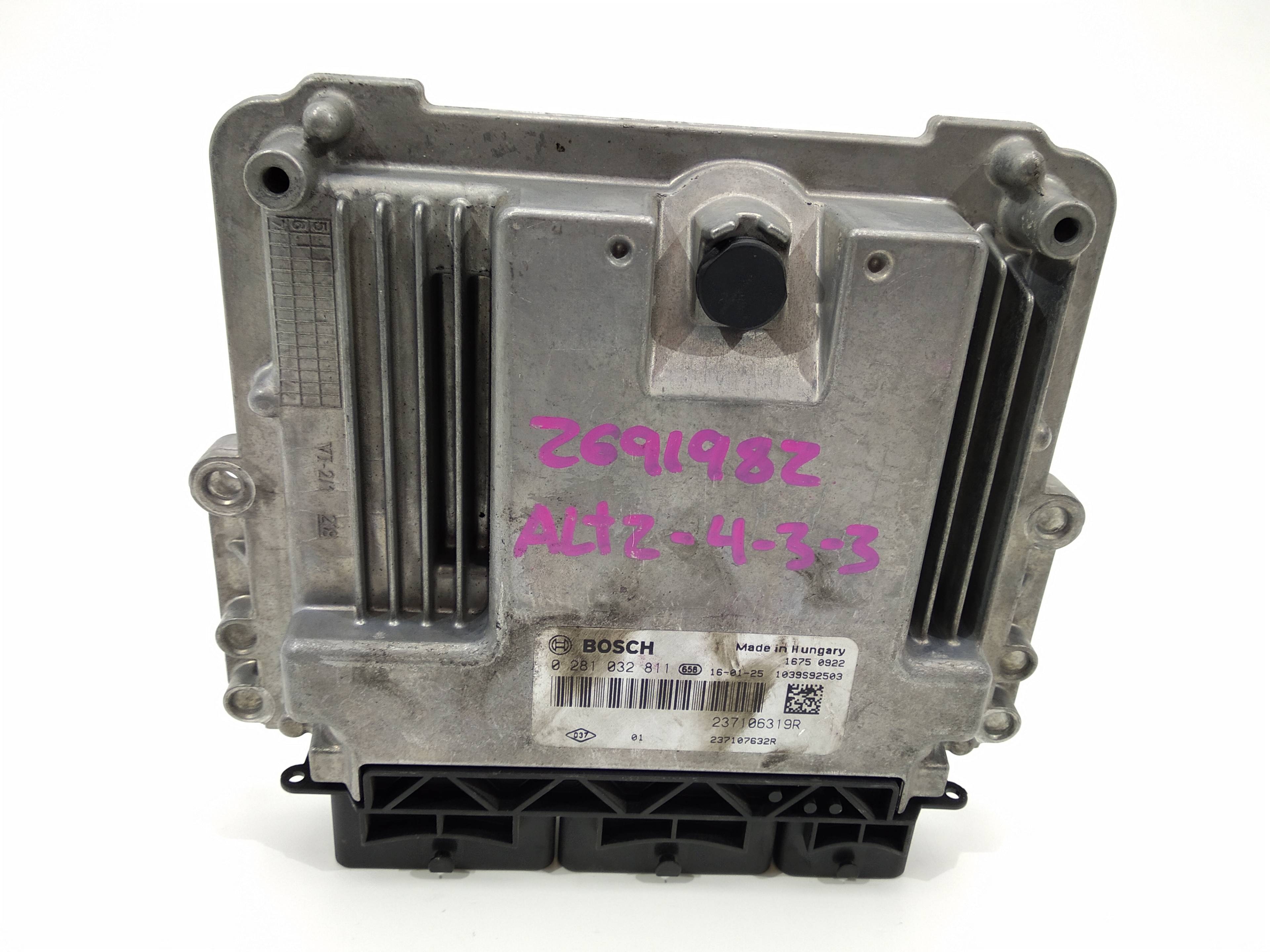 DACIA Sandero 2 generation (2013-2020) Engine Control Unit ECU 0281032811, 0281032811, 0281032811 24488633