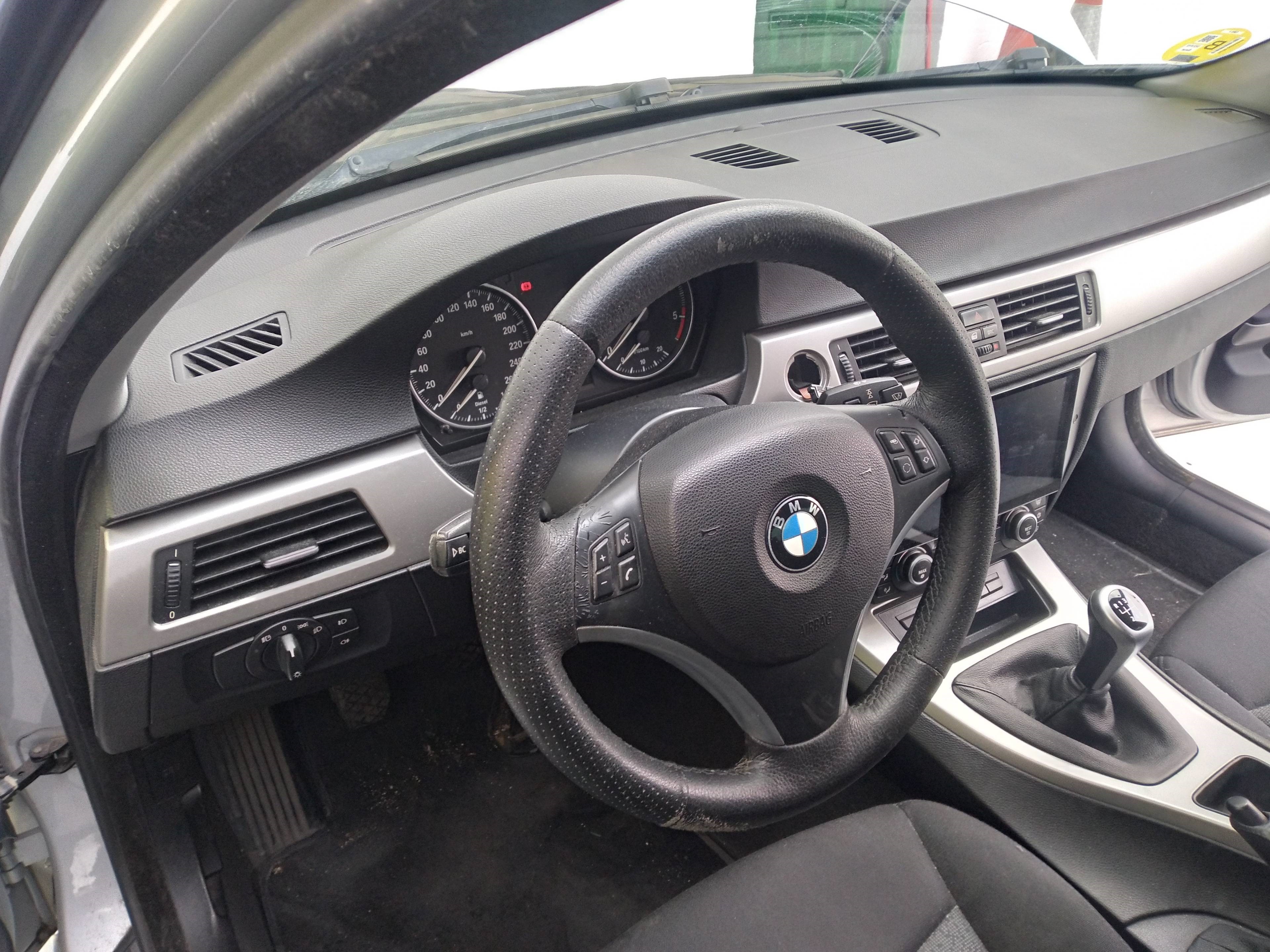 BMW 3 Series E90/E91/E92/E93 (2004-2013) Охлаждающий радиатор 780121205, 780121205 19335117
