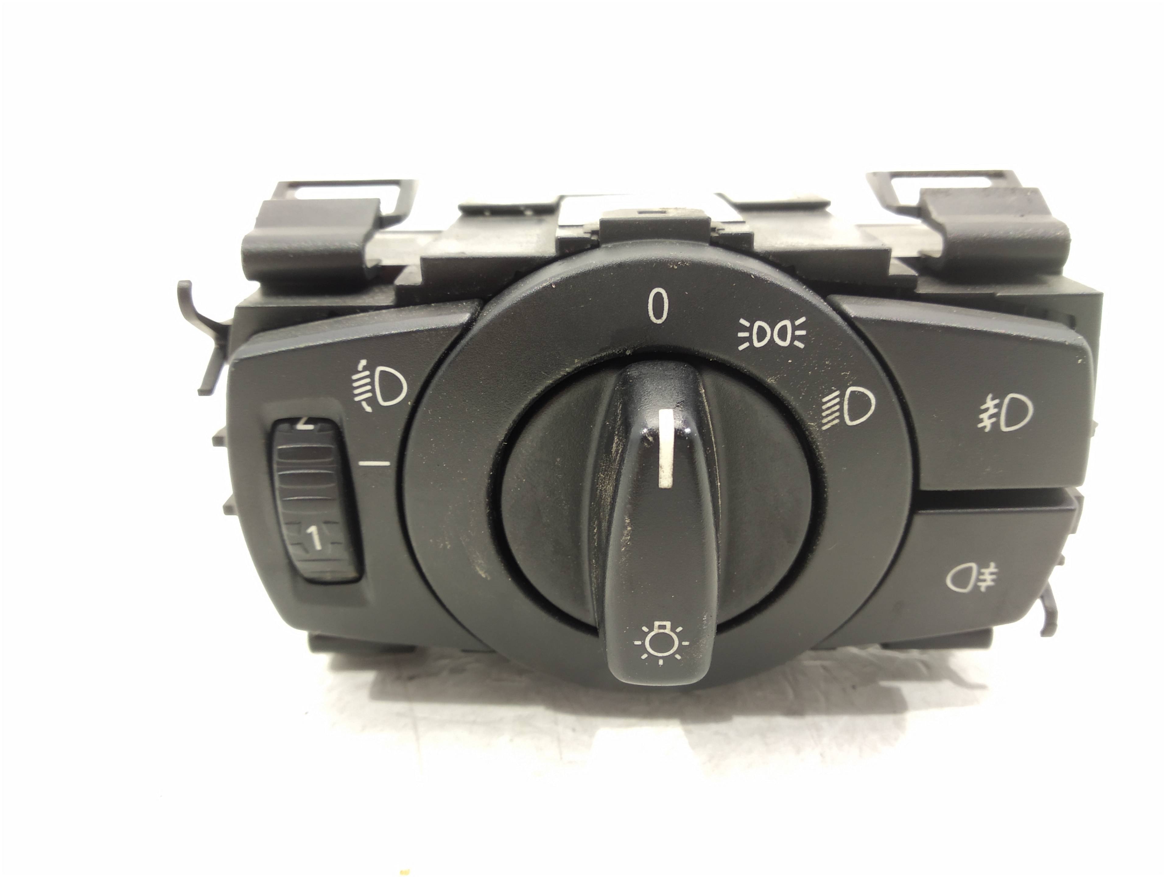 BMW 1 Series E81/E82/E87/E88 (2004-2013) Headlight Switch Control Unit 6932794,6932794 19316976