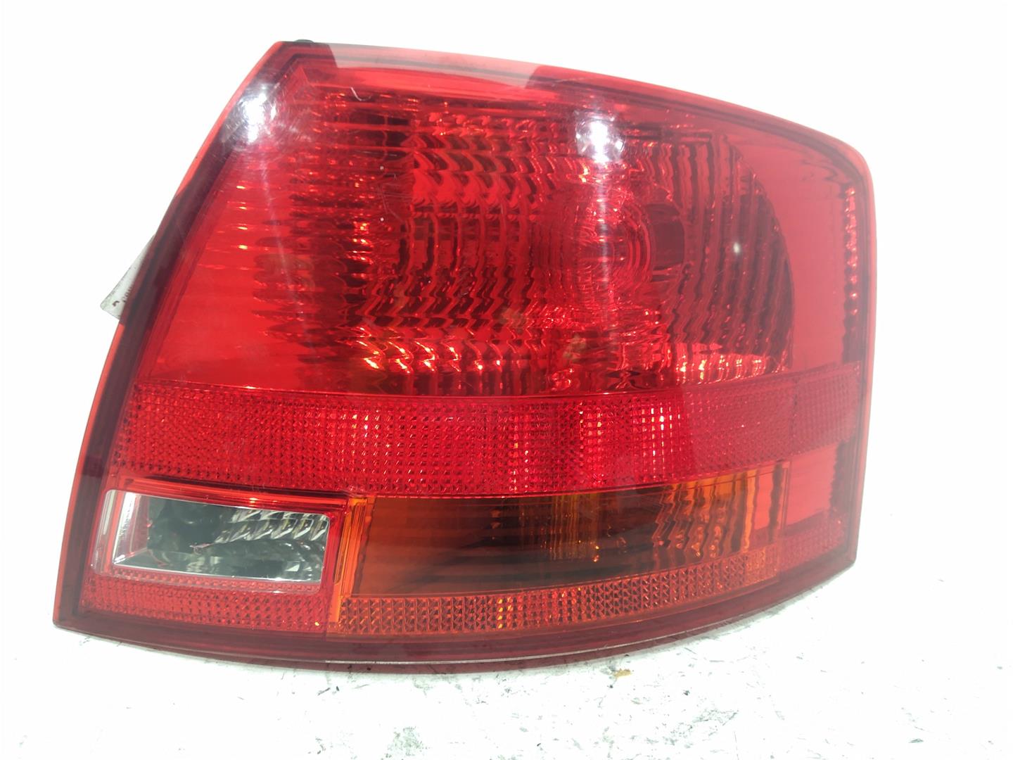 AUDI A4 B7/8E (2004-2008) Rear Right Taillight Lamp 8E9945096E, 8E9945096E, 8E9945095C 24666583