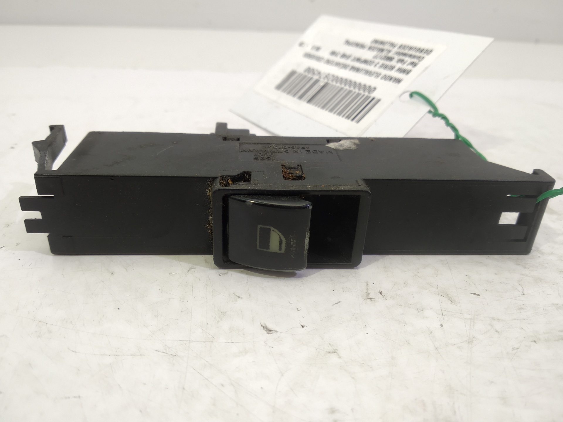 BMW 3 Series E46 (1997-2006) Front Left Door Window Switch 6902177 25304683