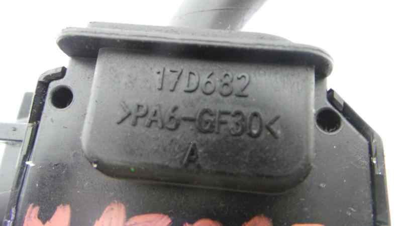 MAZDA 3 BK (2003-2009) Переключатель кнопок 17D682 19152220