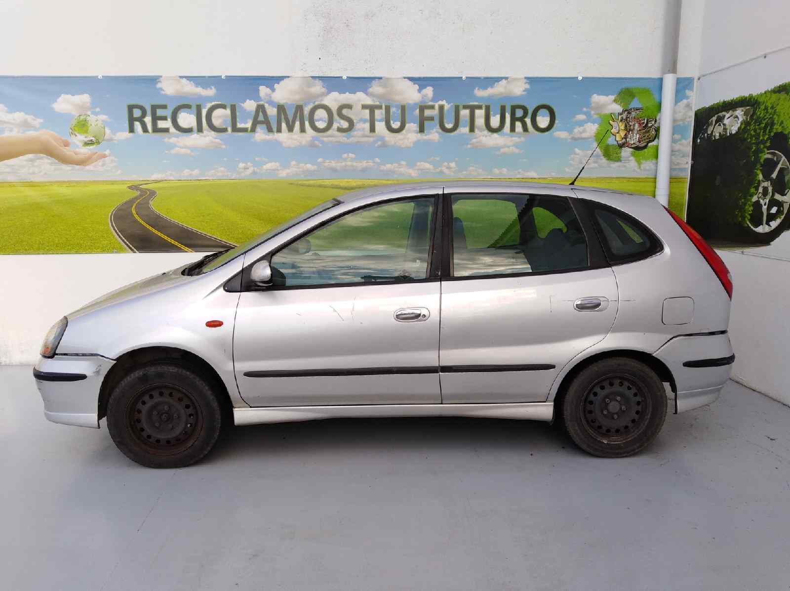 NISSAN Almera Tino 1 generation  (2000-2006) Luftkondisjoneringspumpe 926009F500,926009F500,926009F500 19255423