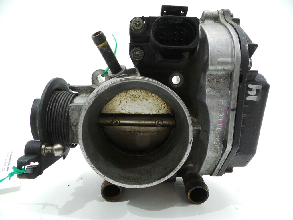 AUDI A4 B5/8D (1994-2001) Throttle Body 058133063H, 058133063H, 058133063H 19023634