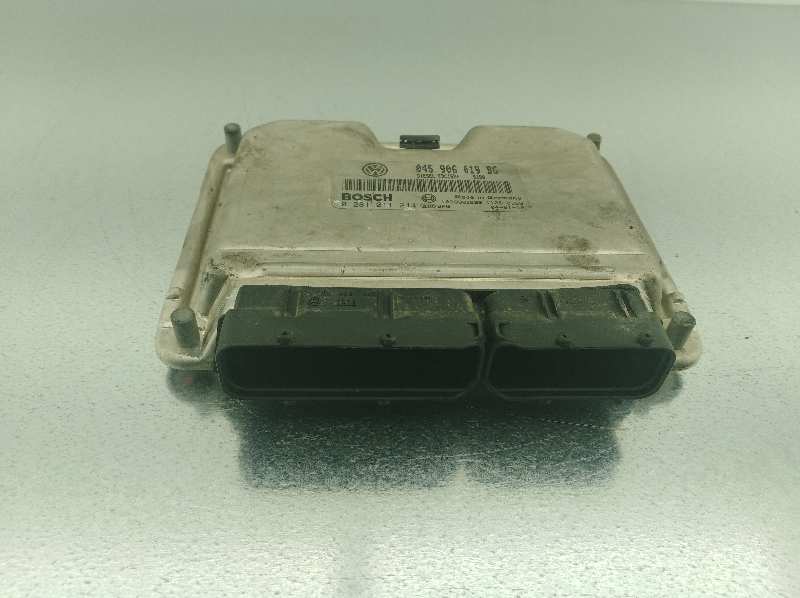 SEAT Cordoba 2 generation (1999-2009) Engine Control Unit ECU 0281011244 19193703