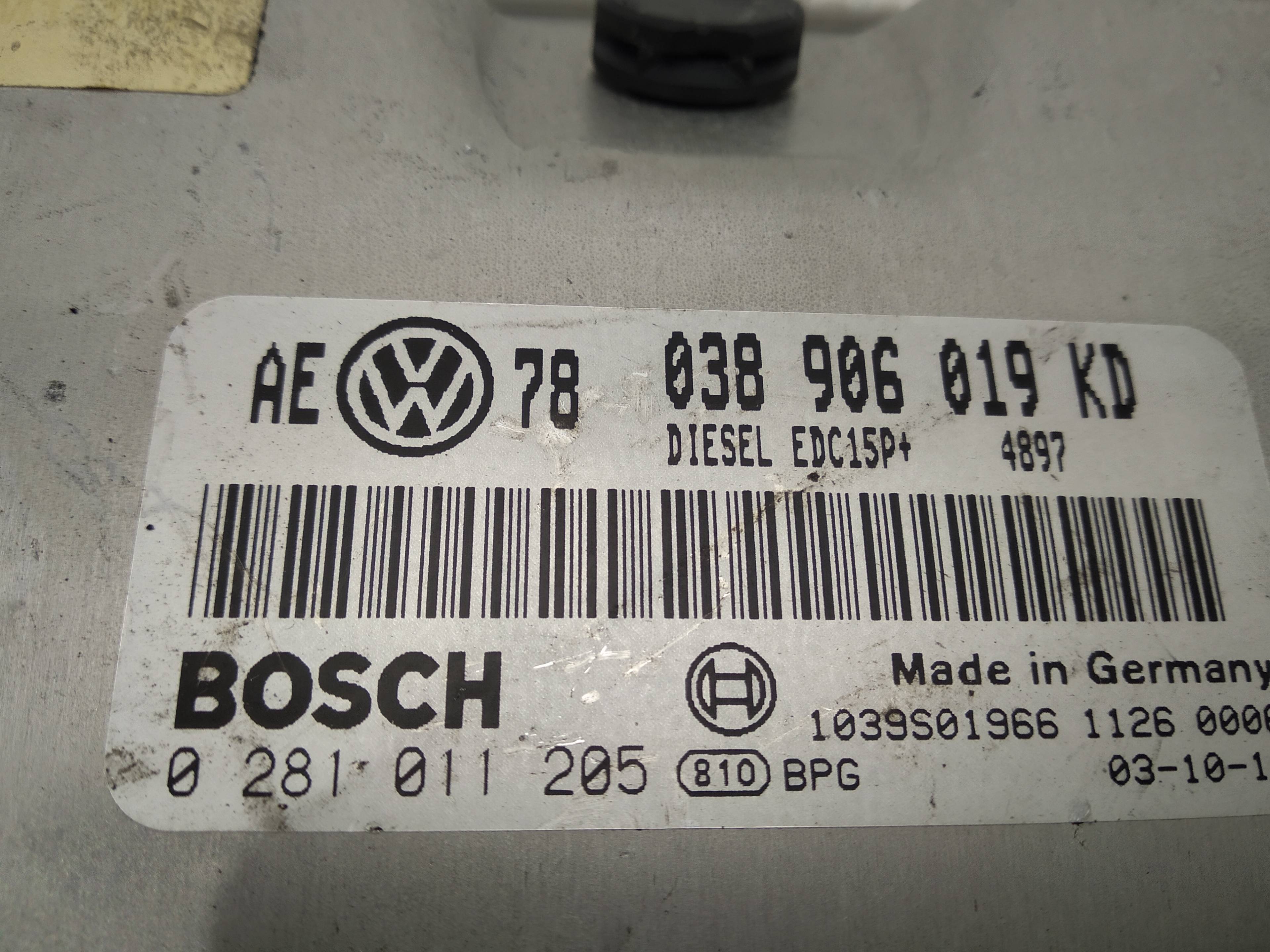 VOLKSWAGEN Passat B5 (1996-2005) Motorkontrolenhed ECU 0281011205,0281011205 19314325