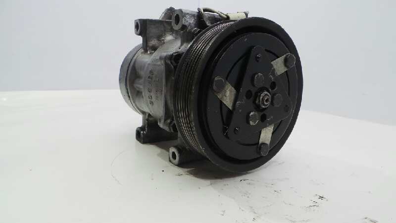 RENAULT Clio 2 generation (1998-2013) Hасос кондиционера 7700111235,7700111235,7700111235 19207539