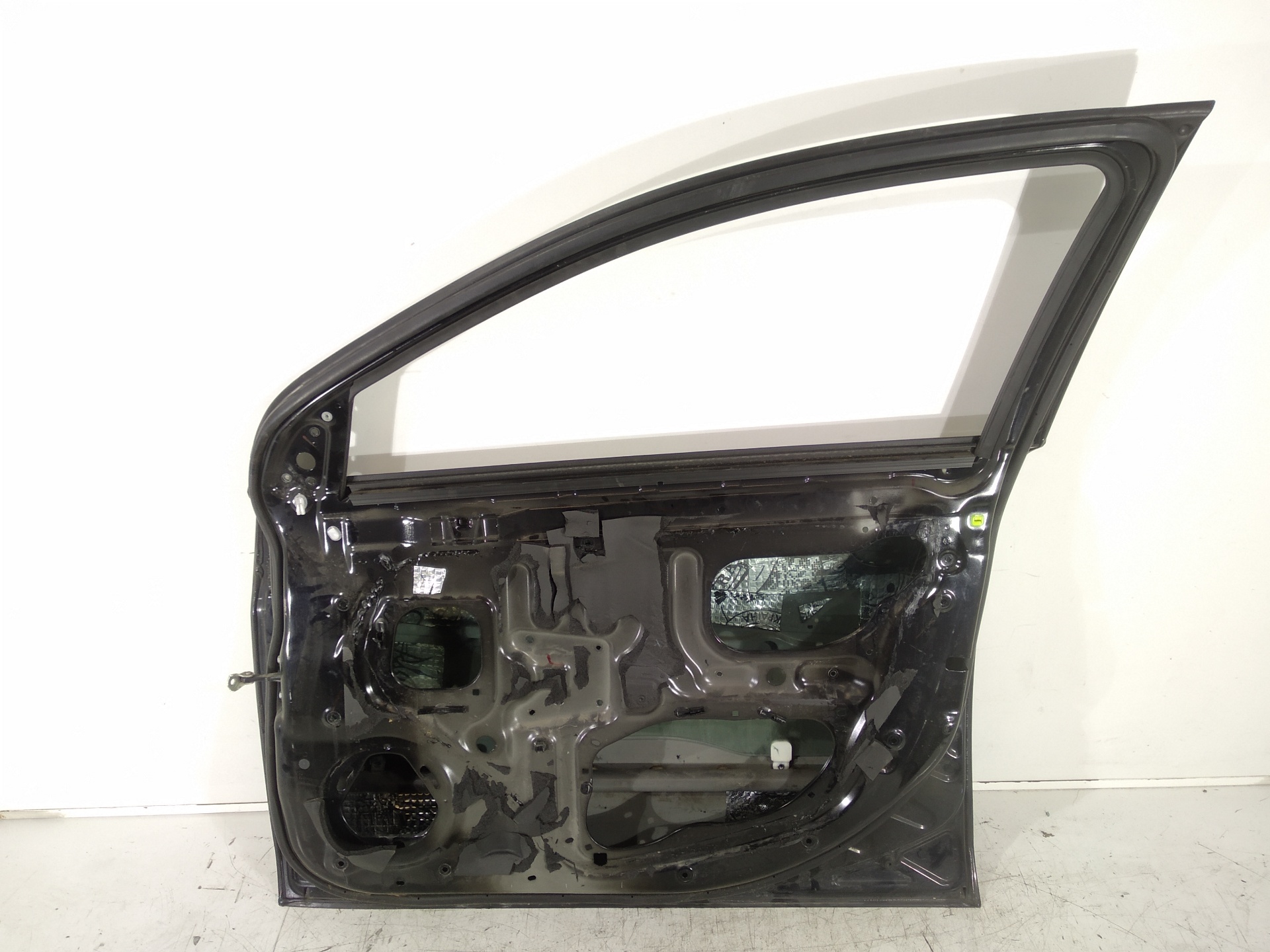 MITSUBISHI Lancer IX (2000-2010) Porte avant droite 5700A558, 5700A558, 5700A558 24514821