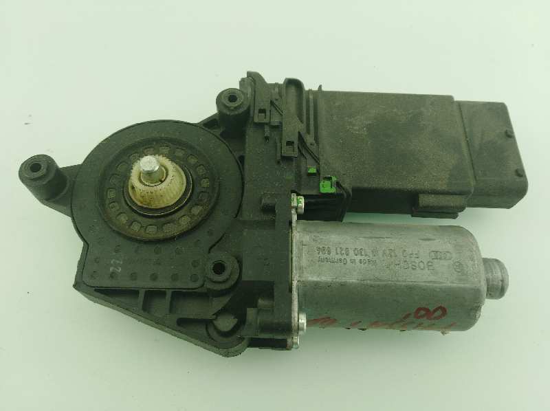 VOLKSWAGEN Passat B5 (1996-2005) Front Right Door Window Control Motor 1C1959802,1C1959802 19206252