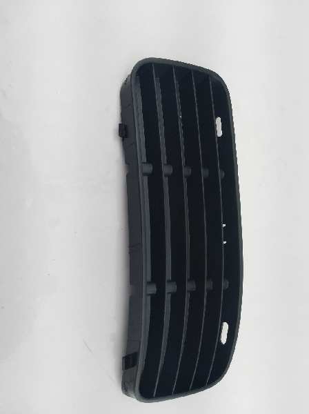 NISSAN Polo 3 generation (1994-2002) Front Left Grill 6K5853665A, 6K5853665A 19274376