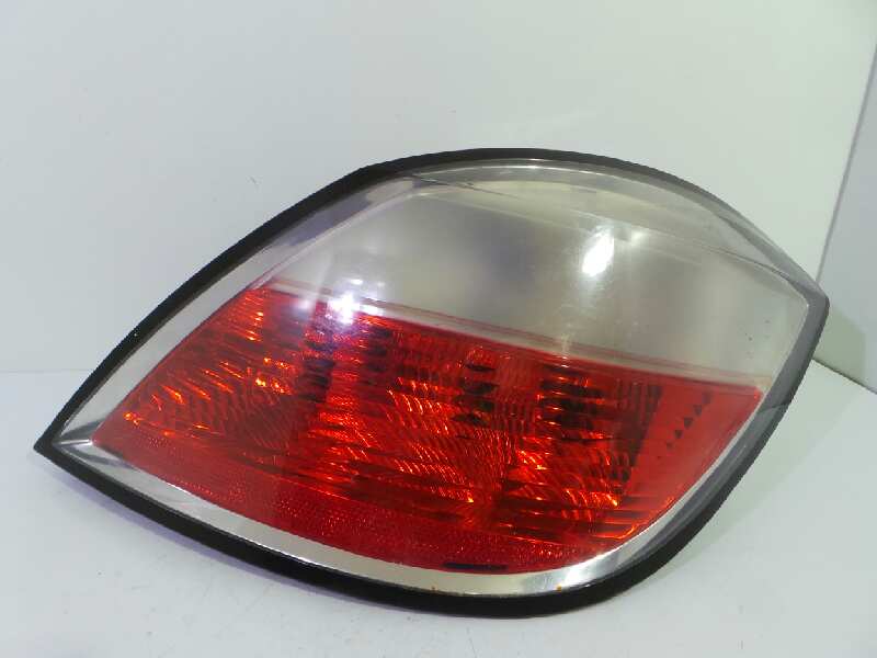 OPEL Astra J (2009-2020) Rear Right Taillight Lamp 24451837 25286176