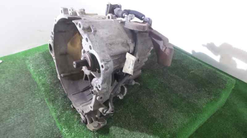 VOLVO V70 2 generation (2000-2008) Gearbox 1023746 18869569