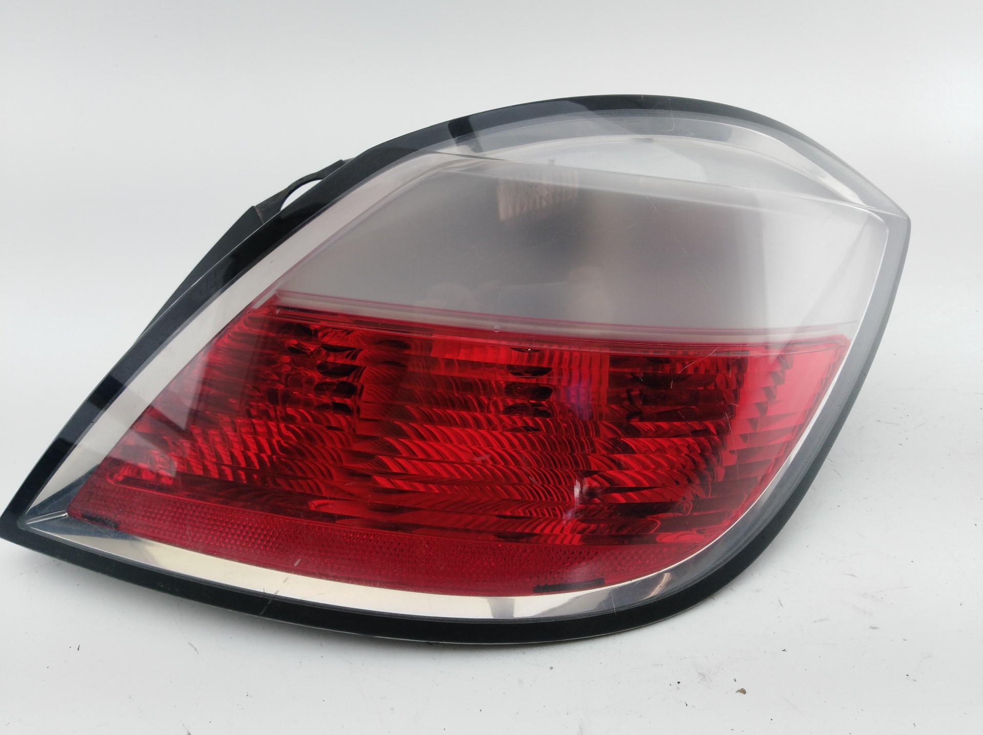 OPEL Astra J (2009-2020) Rear Right Taillight Lamp 93190305, 93190305, 93190305 24666109