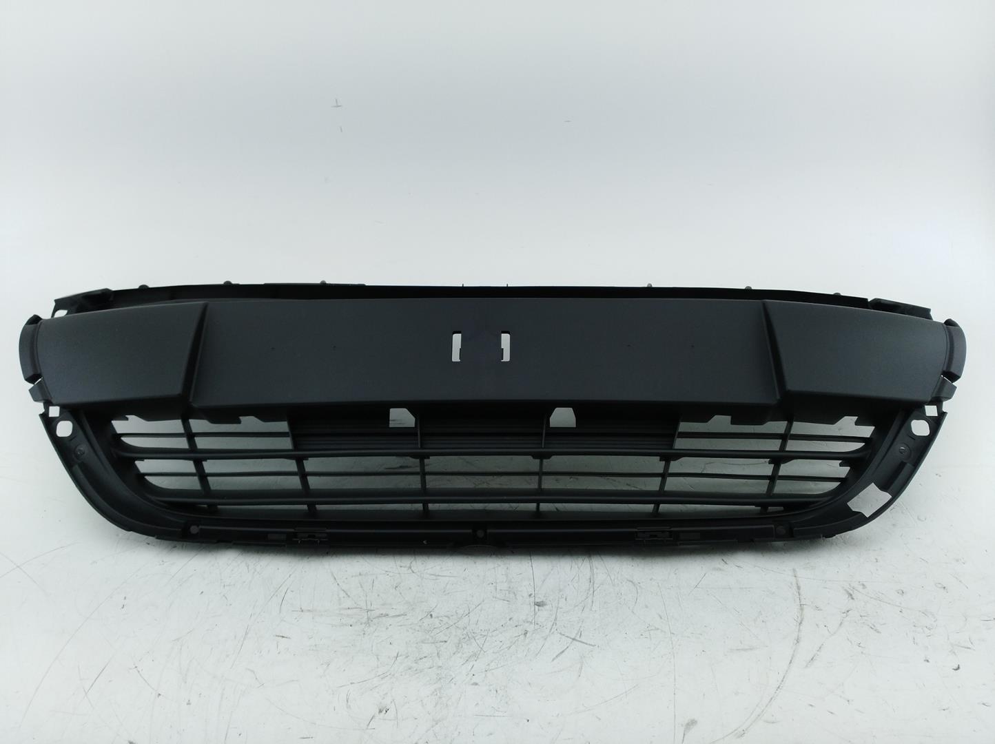 PEUGEOT 208 Peugeot 208 (2012-2015) Priekinės radiatoriaus grotelės 107.175005 24668186