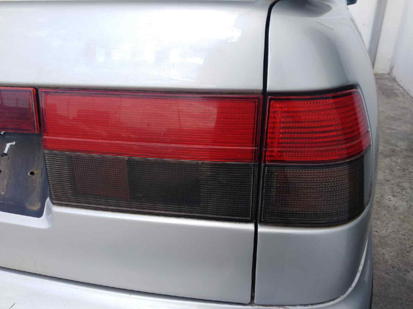 SEAT Toledo 1 generation (1991-1999) Galinis kairys žibintas 1L0945093M, 1L0945093M 19201741