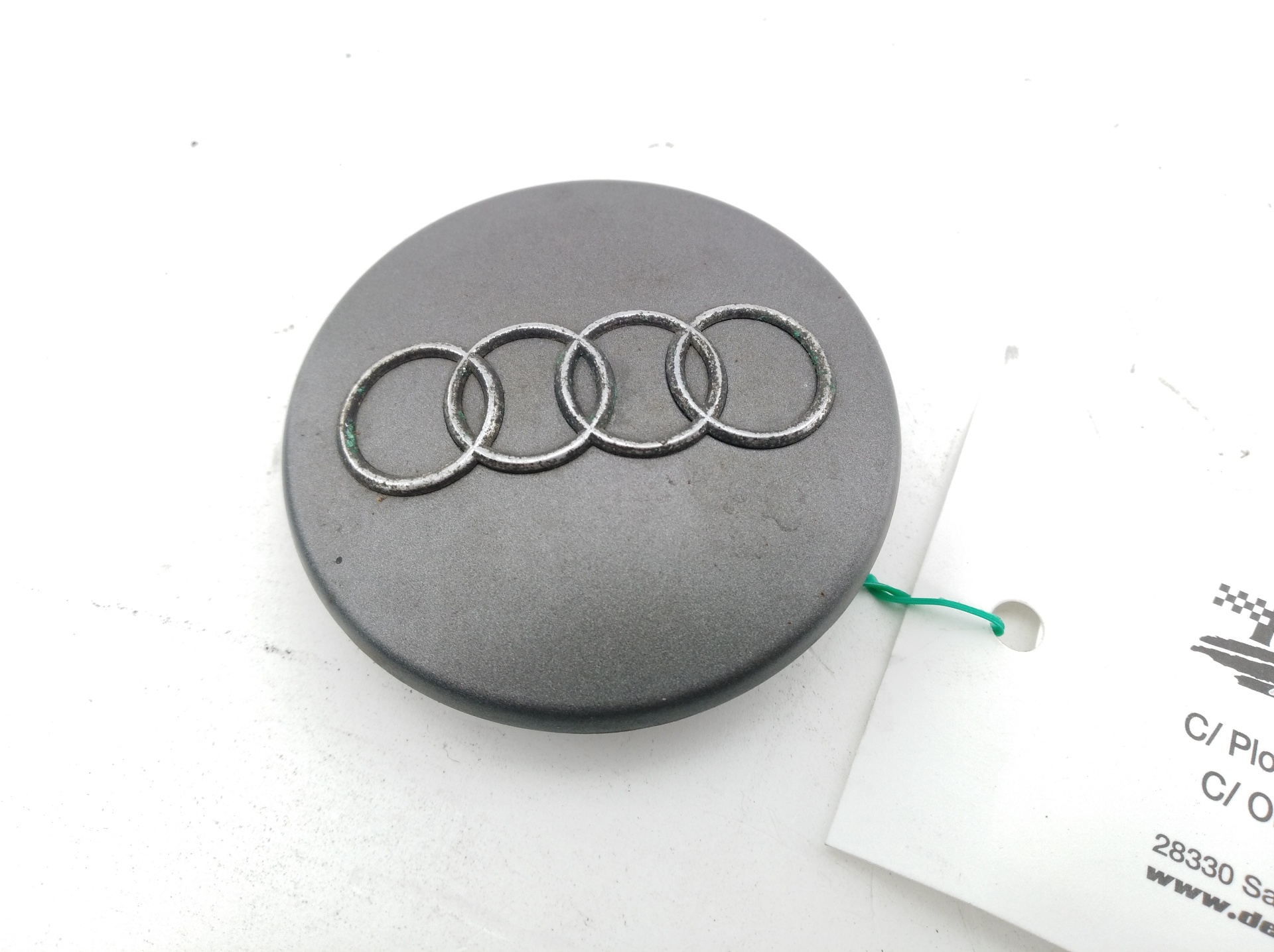 AUDI A3 8P (2003-2013) Колпаки на колеса 8D0601170,8D0601170,8D0601170 24667162