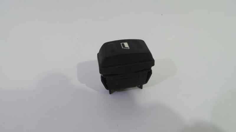 CITROËN Xsara Picasso 1 generation (1999-2010) Front Right Door Window Switch 22681, 22681 19126154