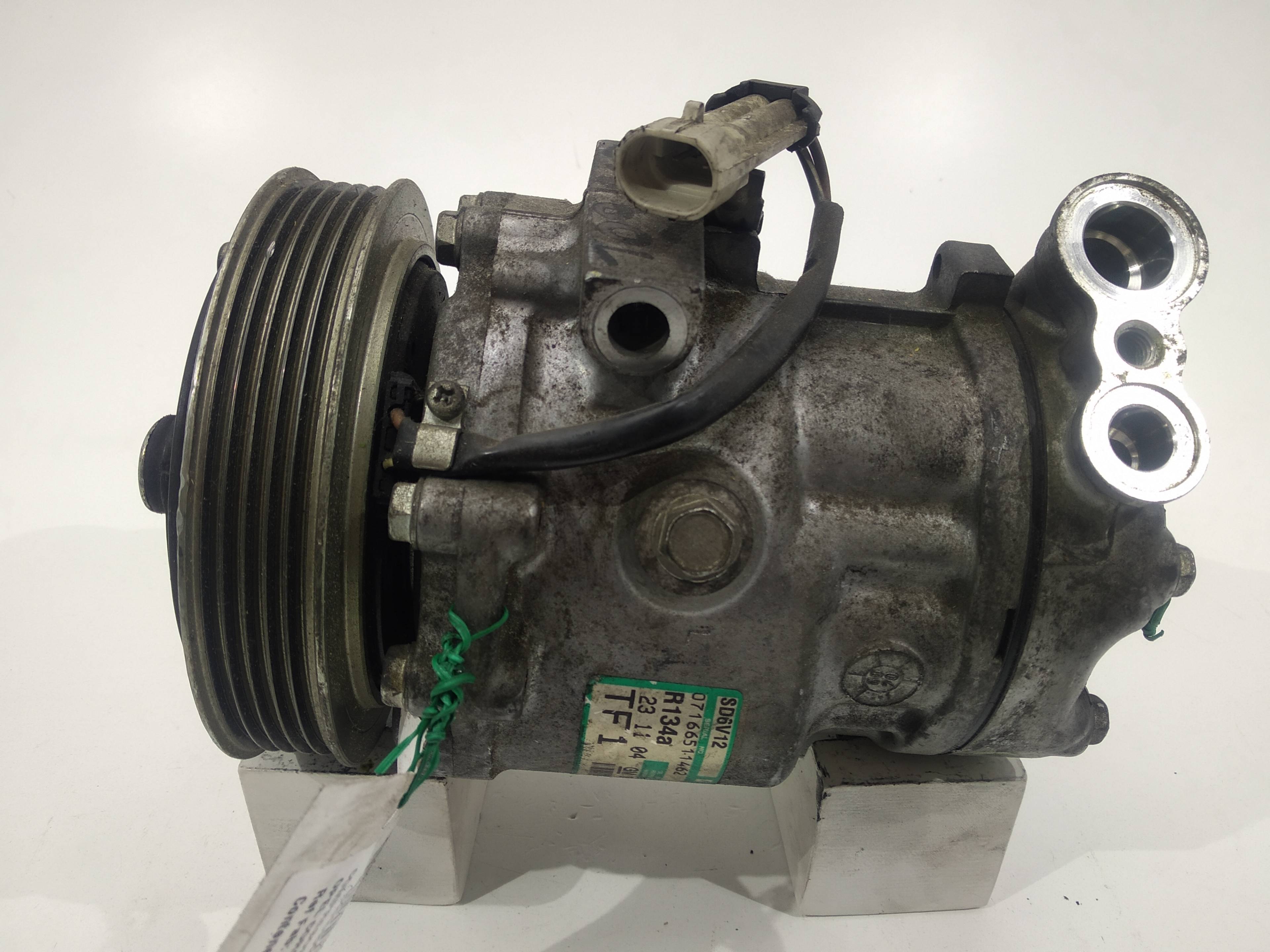 FIAT Corsa C (2000-2006) Hасос кондиционера 24461719, 24461719, 24461719 18863466