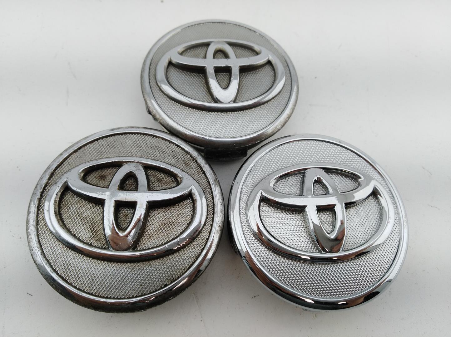 TOYOTA Prius 2 generation (XW20) (2003-2011) Wheel Covers 426030D060, 426030D060, 426030D060 24666192