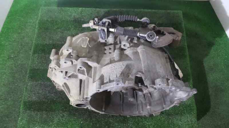 VOLVO V70 2 generation (2000-2008) Gearbox 1023746 18869569