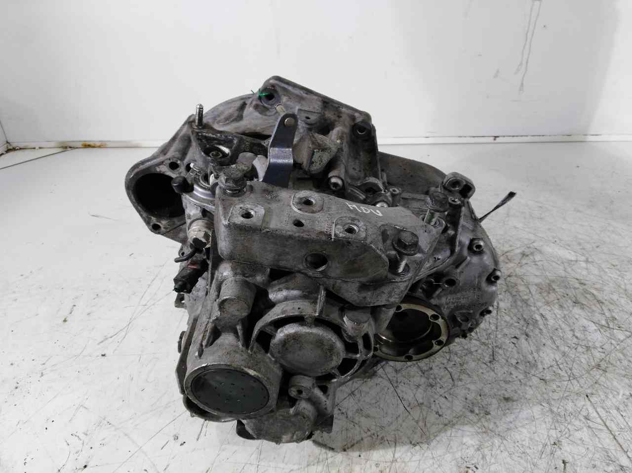 VOLKSWAGEN Golf 5 generation (2003-2009) Gearbox HDV,HDV,HDV 24512971