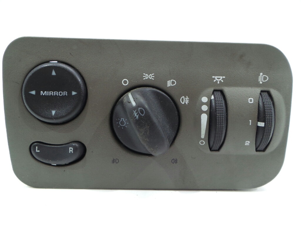 CHRYSLER Sebring 2 generation (2001-2007) Šviesų jungiklis (jungtukas) 746746093, 746746093, 746746093 19271608