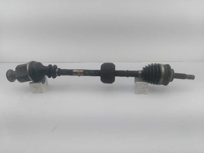 LEXUS Clio 2 generation (1998-2013) Полуось передняя правая 8200274166,8200274166 19283046