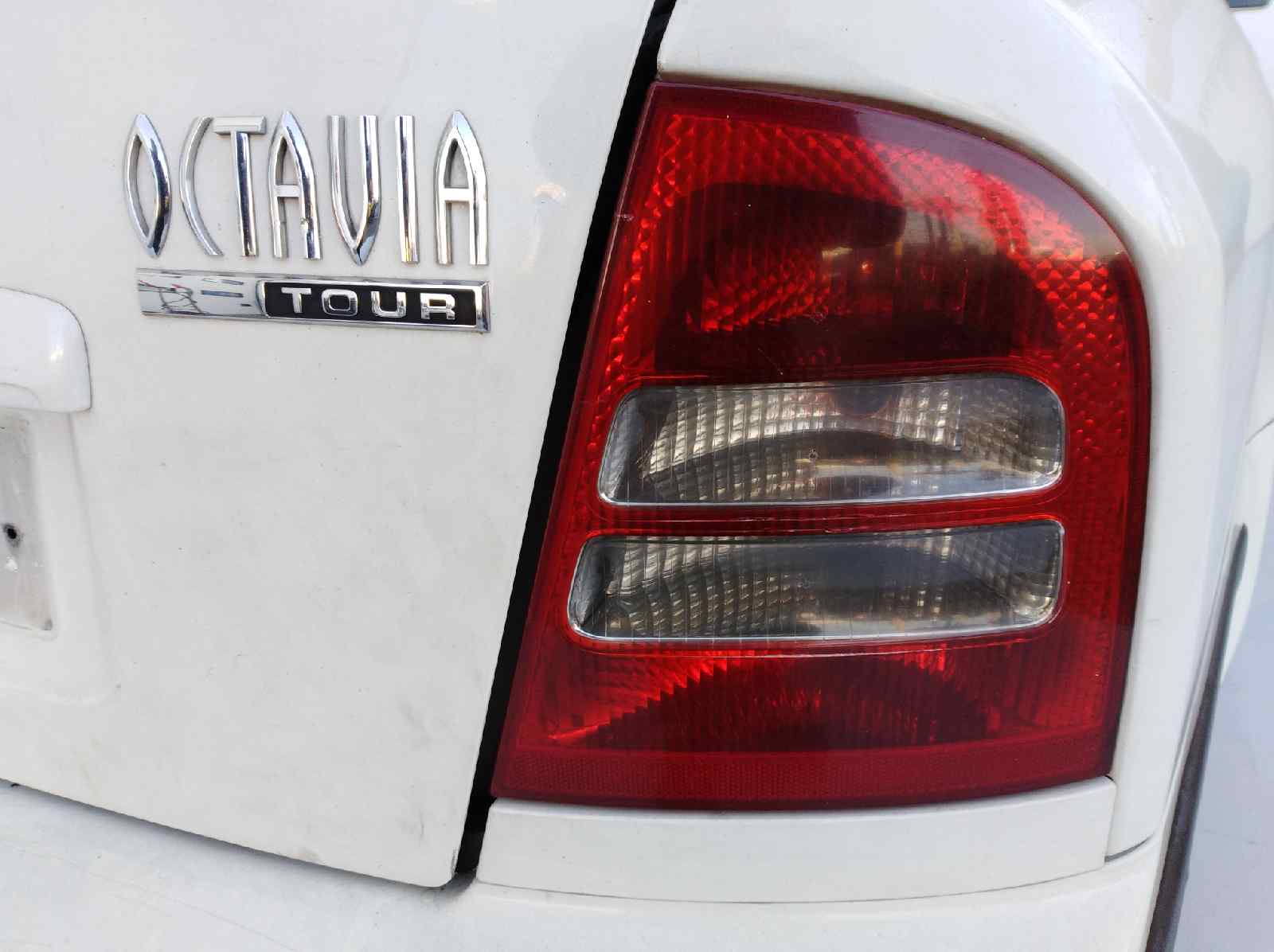 SKODA Octavia 1 generation (1996-2010) Фара передняя левая 1U1941015L, 1U1941015L 19242070