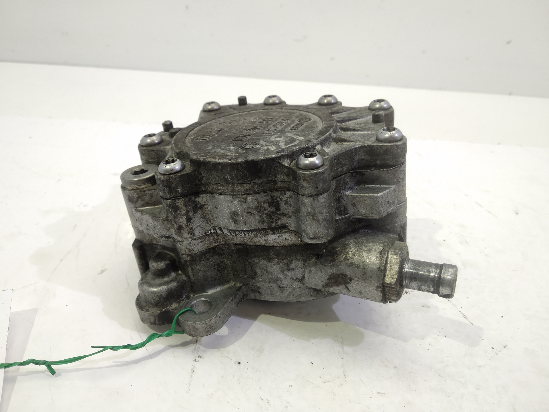 AUDI A3 8P (2003-2013) Vacuum Pump 03G145209C 25300403