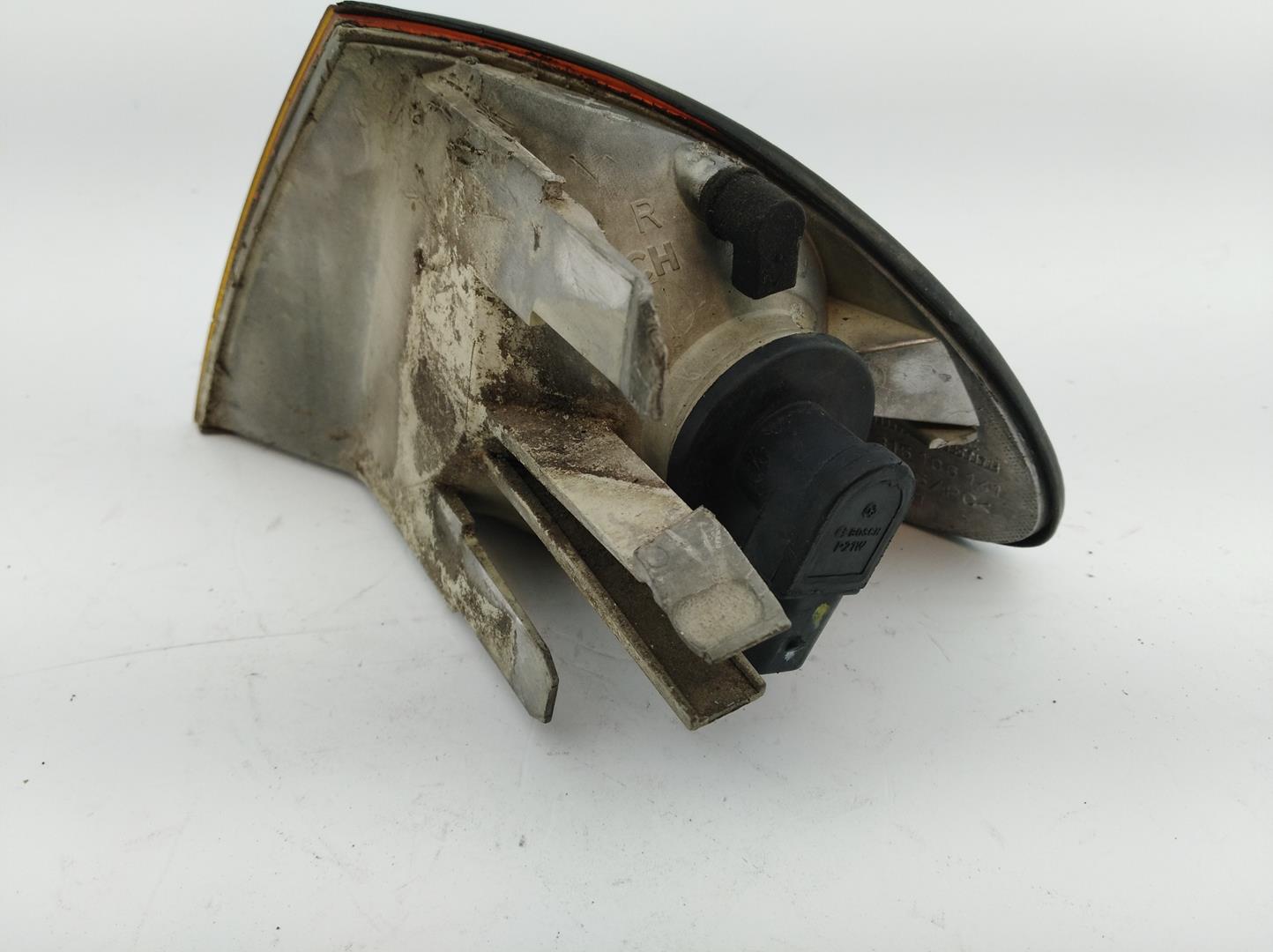 BMW 3 Series E46 (1997-2006) Front Right Fender Turn Signal 63136902766, 63136902766, 63136902766 19301474
