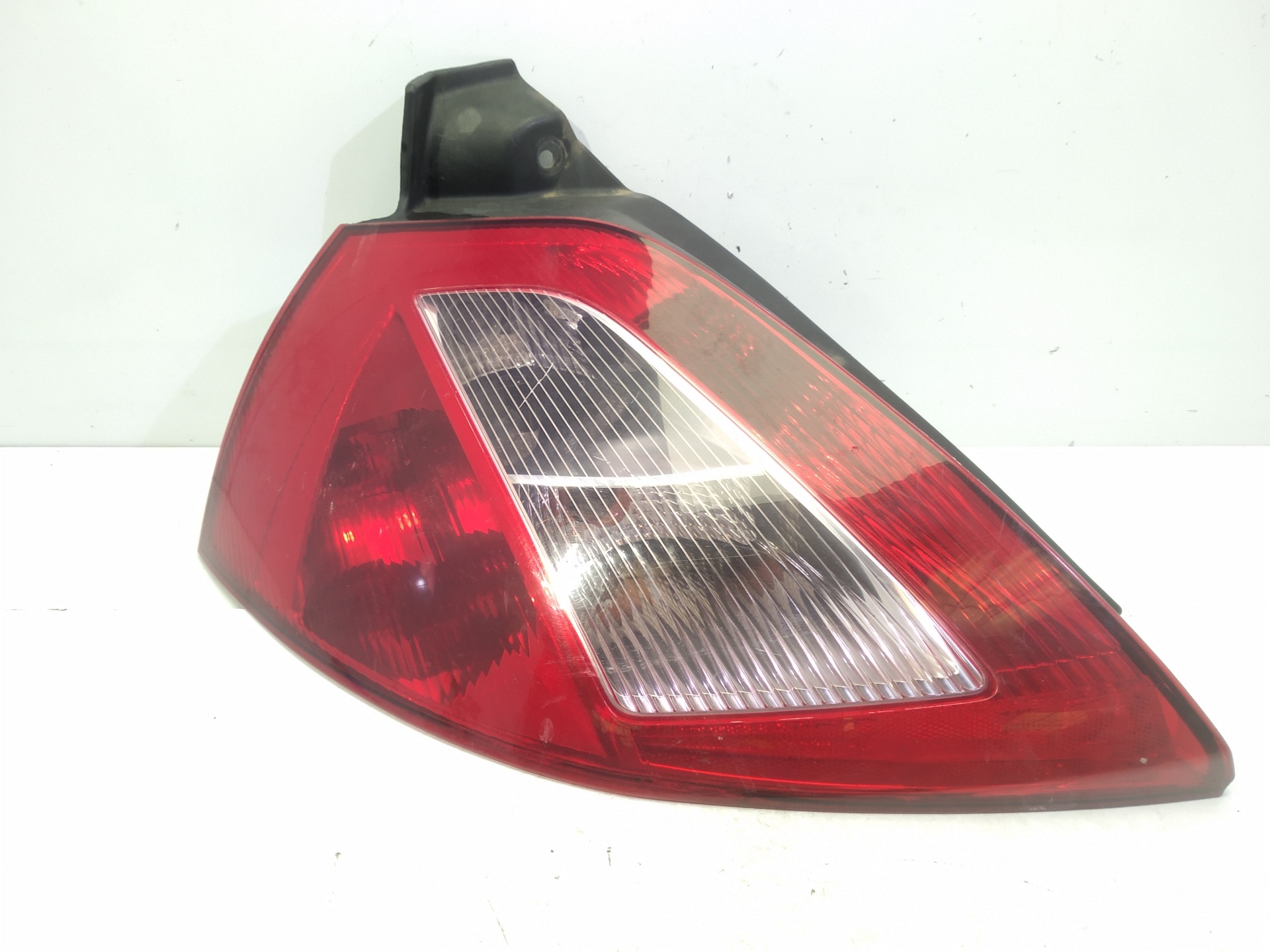 AUDI 80 B2 (1978-1986) Rear Left Taillight 8200073236E 25303978