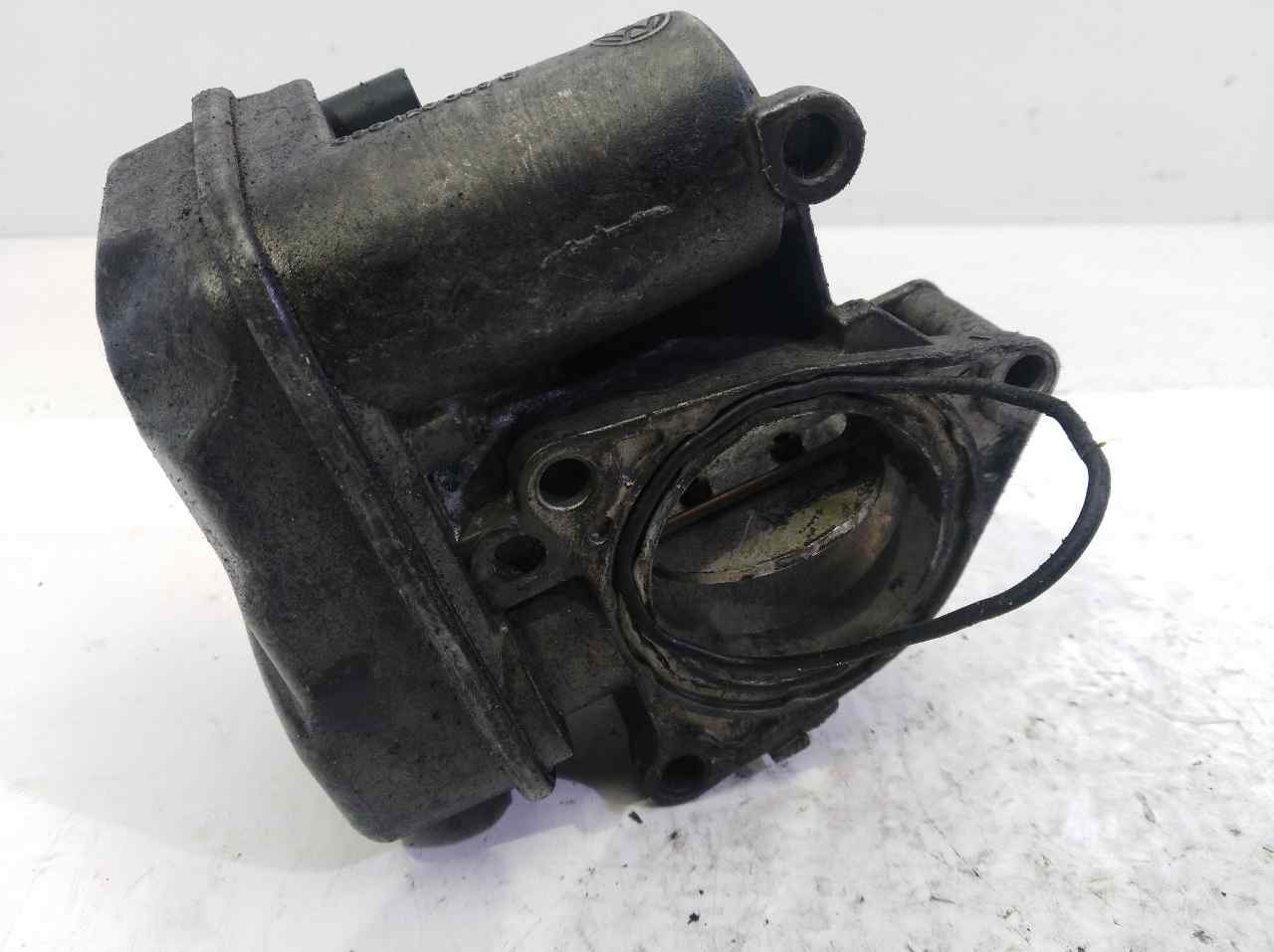 VOLKSWAGEN Passat B6 (2005-2010) Throttle Body 03G128063B 25304933