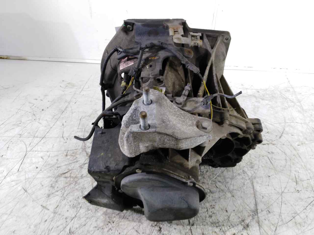 FORD Fiesta 5 generation (2001-2010) Girkasse 8A6R7002FA,8A6R7002FA,8A6R7002FA 24513174