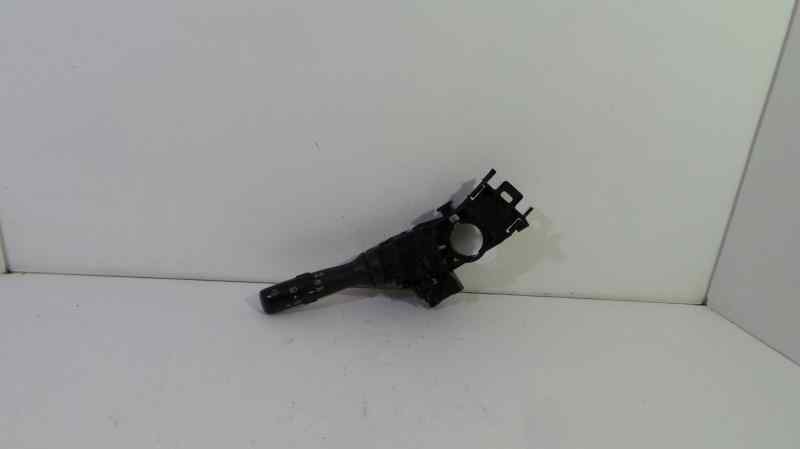 TOYOTA Yaris 2 generation (2005-2012) поворота переключение  0D09017F143 25285305