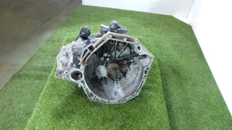 RENAULT Megane 3 generation (2008-2020) Коробка передач TL4A040 19064462