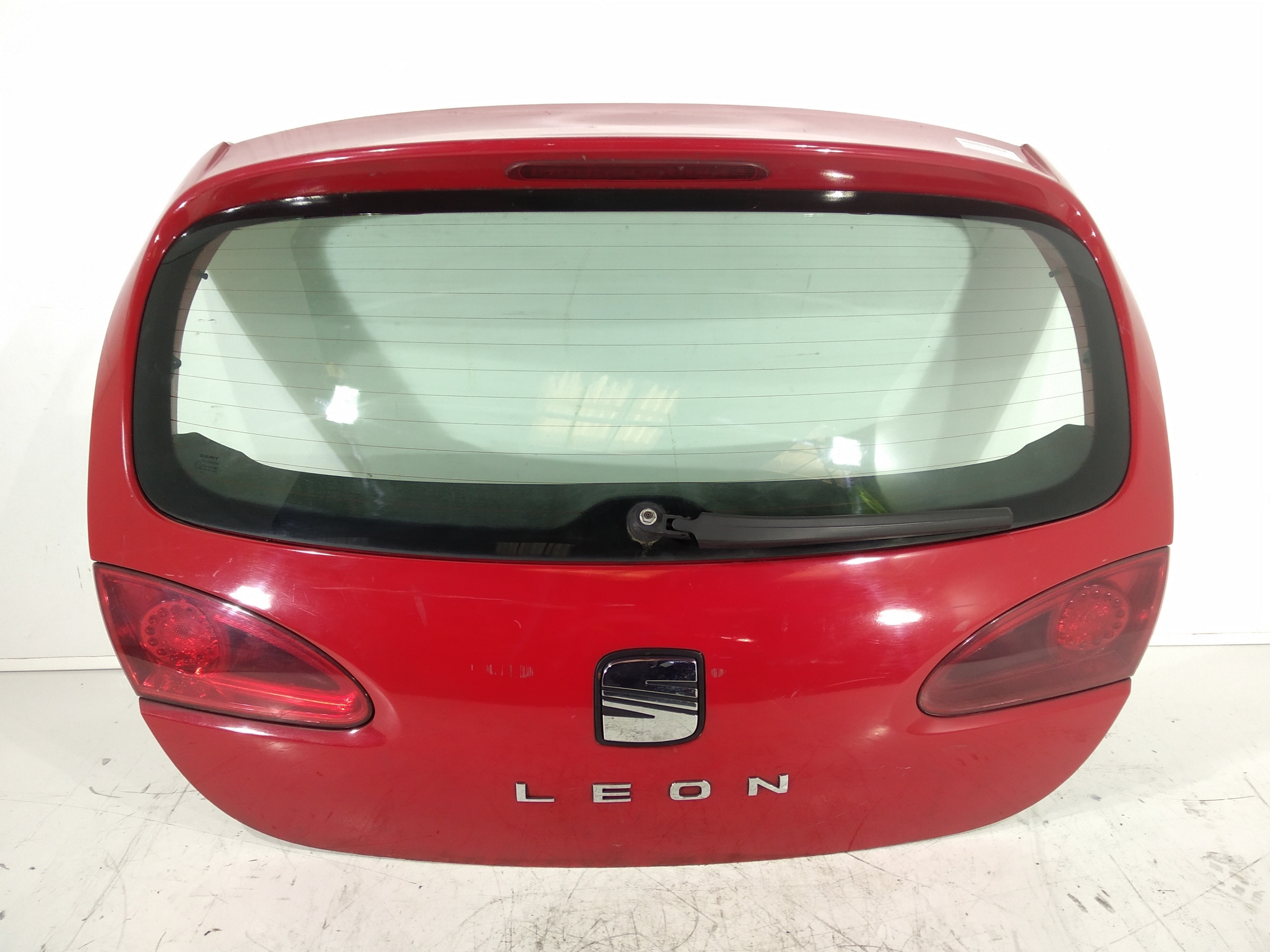 SEAT Leon 2 generation (2005-2012) Крышка багажника 1P0827024, 1P0827024 19337841