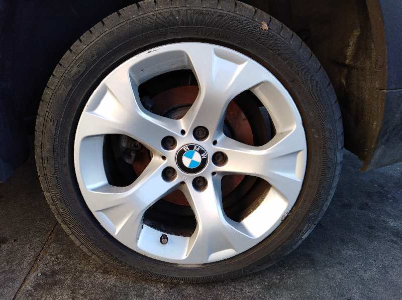 BMW X1 E84 (2009-2015) Front Left Wheel Hub 31216784865 25289263