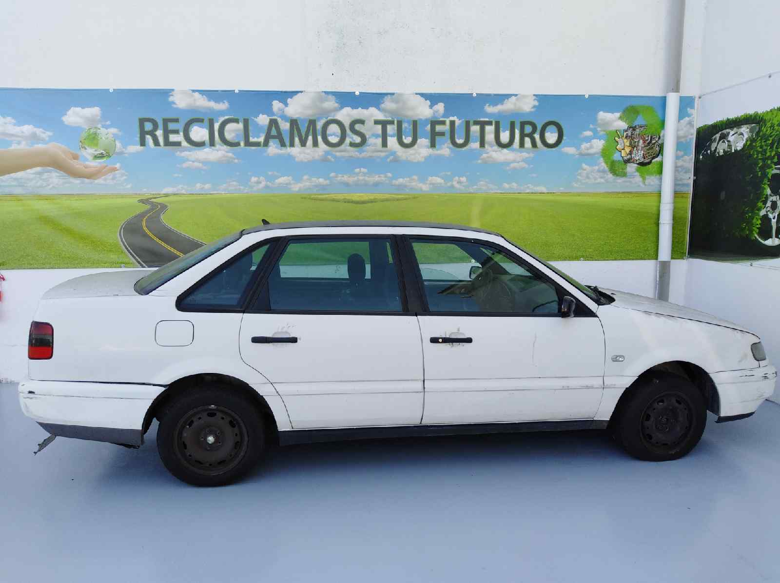 VOLKSWAGEN Passat B3 (1988-1993) Стартер 0001125007, 0001125007 19216224