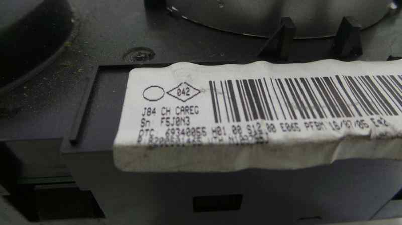 RENAULT Megane 2 generation (2002-2012) Unité de climatisation 8200501465 19117970