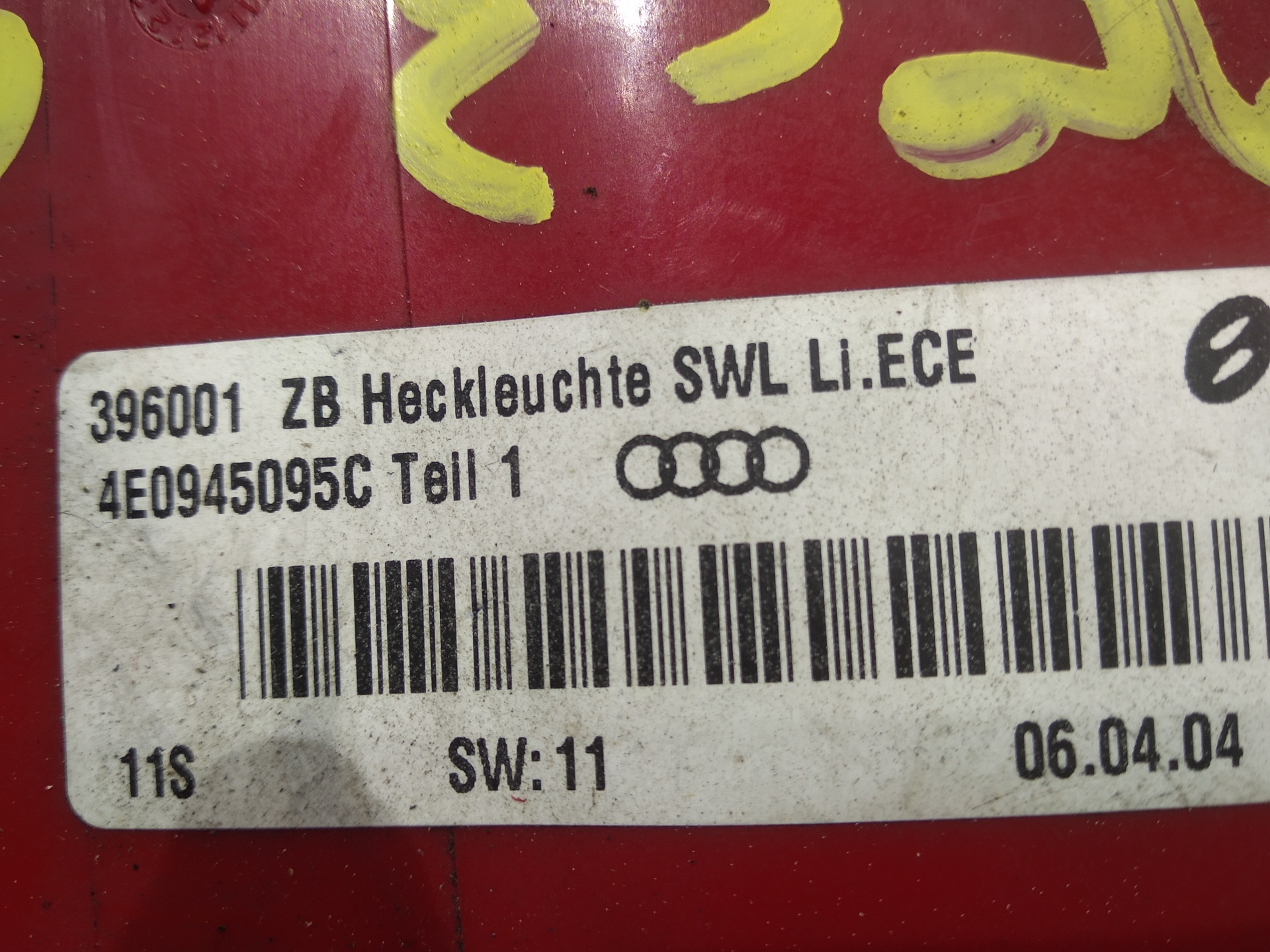 AUDI A8 D3/4E (2002-2010) Far stânga spate 4E0945095C, 4E0945095C, 4E0945095C 24514390