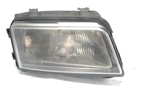 AUDI A4 B5/8D (1994-2001) Priekinis dešinys žibintas 8D0941004E, 0301094202 21114578