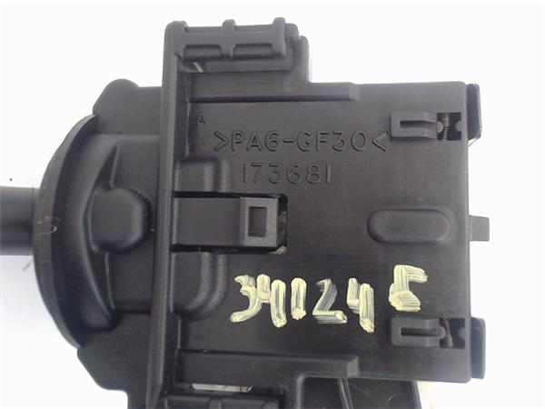 TOYOTA Corolla E120 (2000-2008) Turn switch knob 173681 24389550