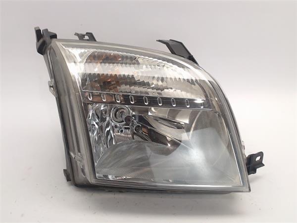 FORD Focus 1 generation (1998-2010) Front Right Headlight 24689800R 24700380