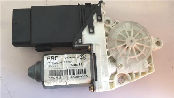 SEAT Leon 1 generation (1999-2005) Front Right Door Window Control Motor 1C1959802A,105527301 22523867