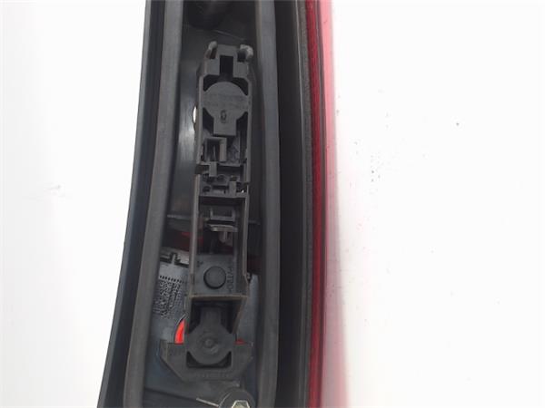 VOLVO V70 2 generation (2000-2008) Feu arrière gauche 9169472 22844734