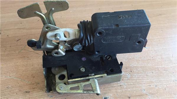 CITROËN Saxo 2 generation (1996-2004) Central locking control unit 20498434