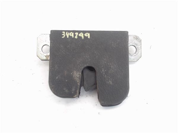 SEAT Ibiza 3 generation (2002-2008) Verrouillage du coffre du hayon 6L6827505A 25036083