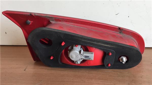 ALFA ROMEO 147 2 generation (2004-2010) Фонарь задний правый 60693791 20497477